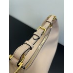 FENDI praphy underarm bag large pink